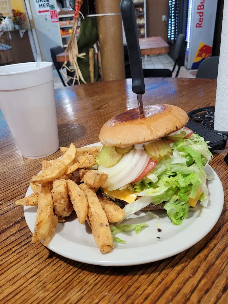 Cheeseburger Combo 16 Oz